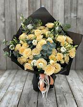 Букет цветов из:  Розы и Лизиантусы в Красновидово
