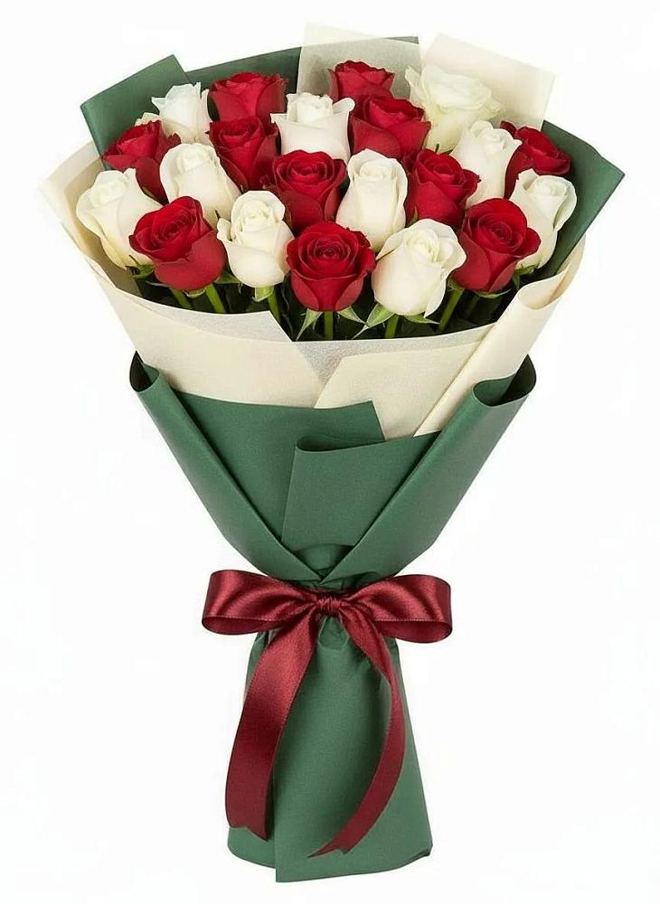 Букет Микс из красных и белых роз в Красновидово