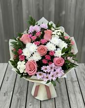 Букет цветов из:  Альстромерии, Гвоздики, Розы и Хризантемы в Красновидово