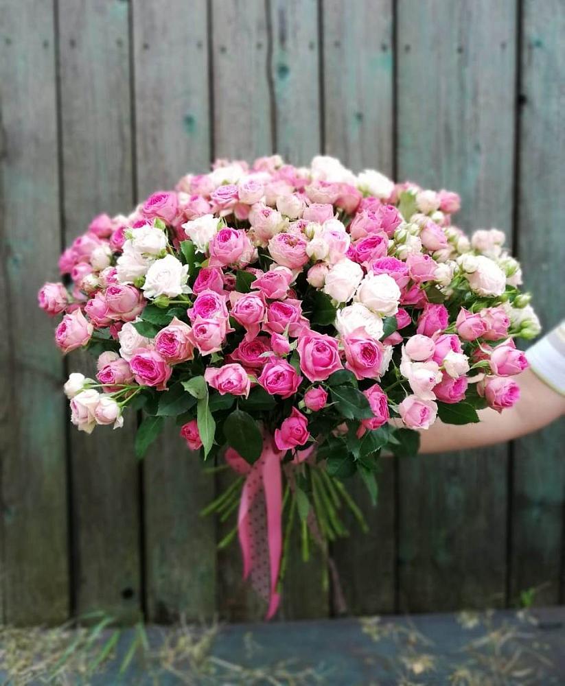 Букет Розовые кустовые розы Натали и Лав Лидия в Красновидово