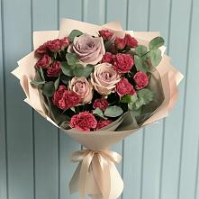 Букет цветов из:  Гвоздики и Розы в Красновидово