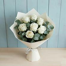 Букет Белые розы в Эвкалипте в Красновидово